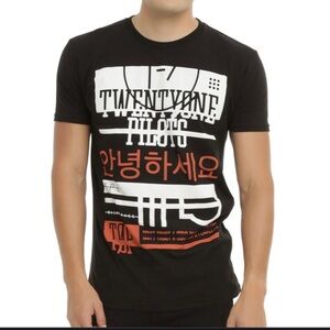 Hot Topic Twenty One Pilots Band Tee